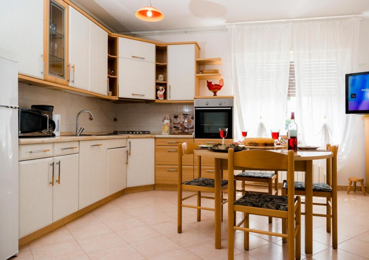 Apartment Dora Umag Exterior foto