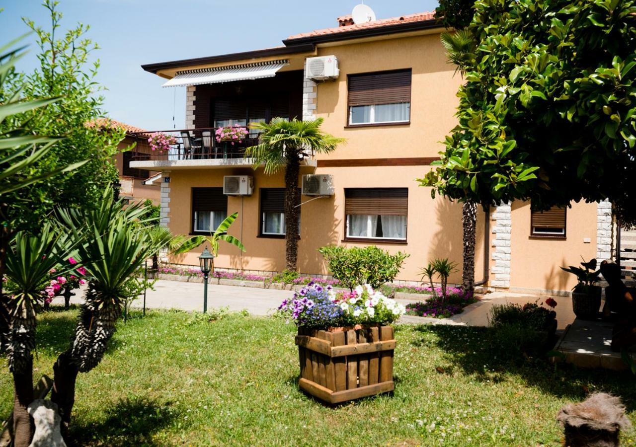 Apartment Dora Umag Exterior foto